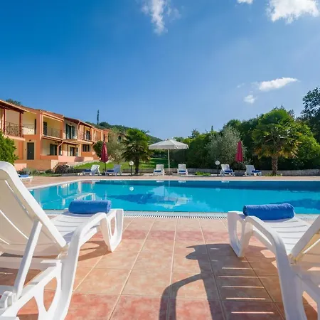 Rivendell Apartamento Áno Korakiána